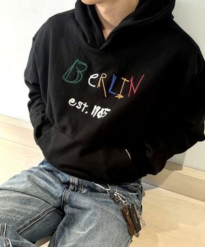 크롭 베를린 후디 블랙