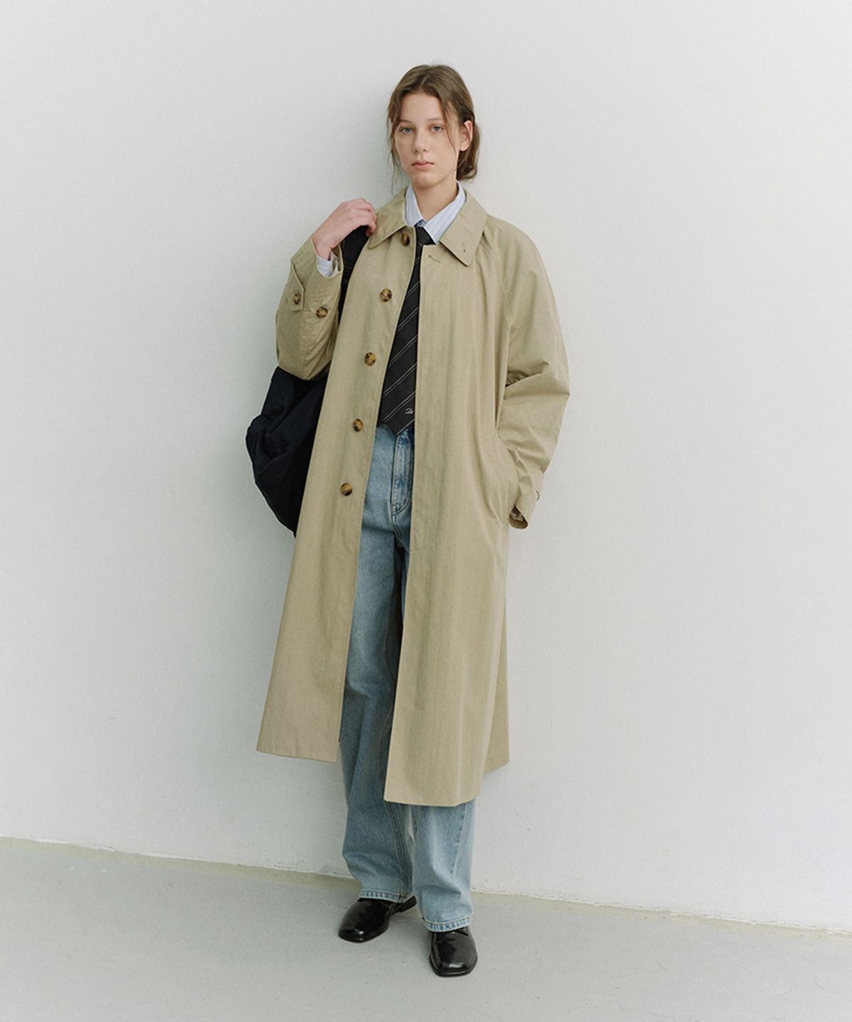 던스트(DUNST) UNISEX REFINED MAC COAT_UDTR6A101_KHAKI