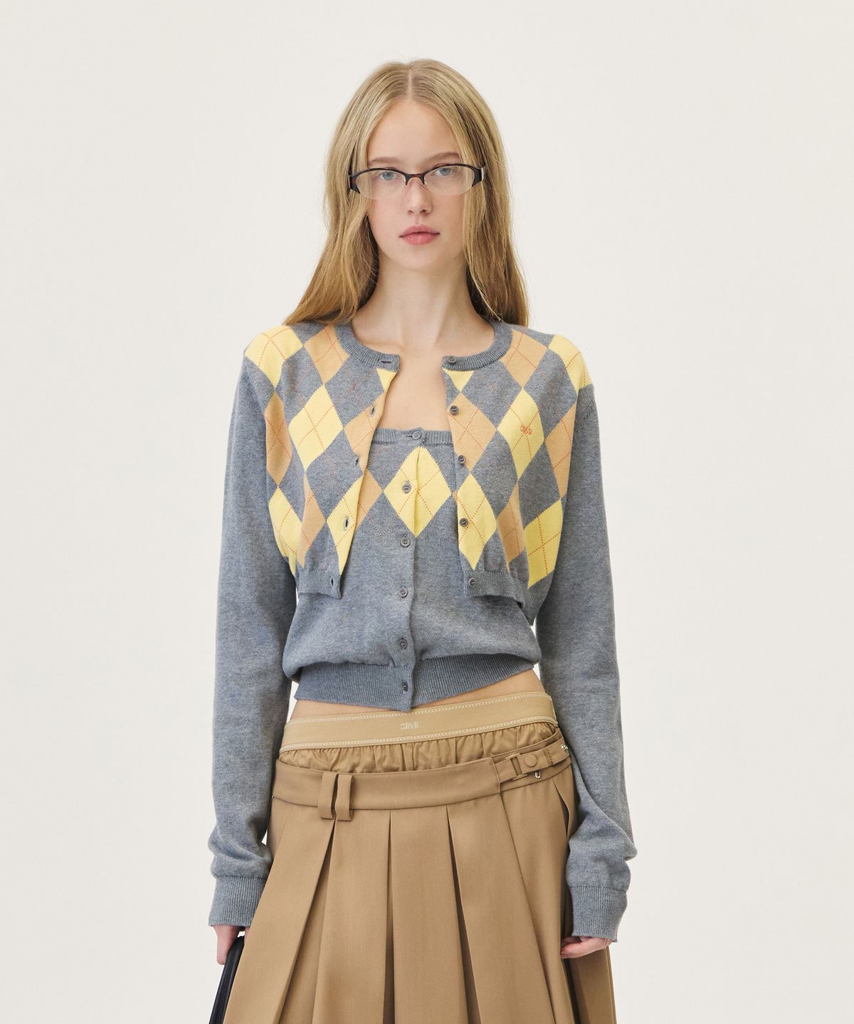 그로브(GROVE) VENI ARGYLE CROP CARDIGAN (GRAY)