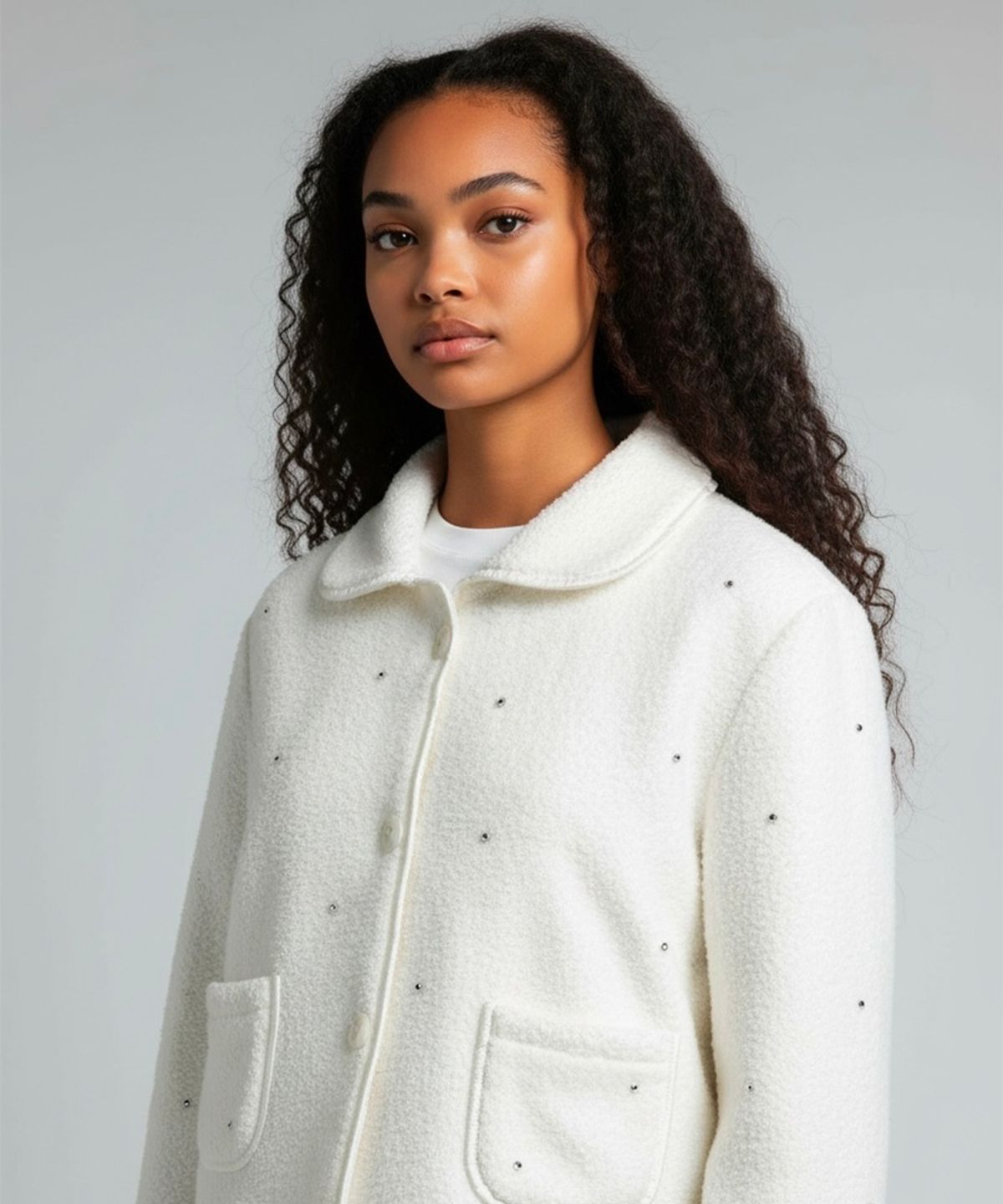 본슬리피(BORN SLIPPY) Soft Crystal Stud Fleece Jacket (Ivory)