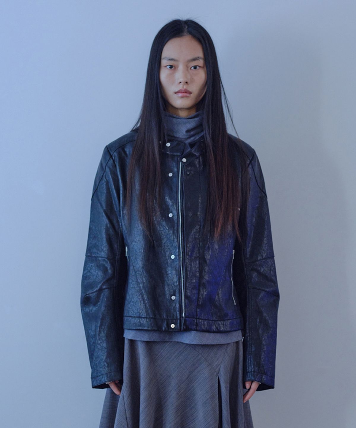 베르소(VERSO) Cropped Panel Biker Jacket (black)