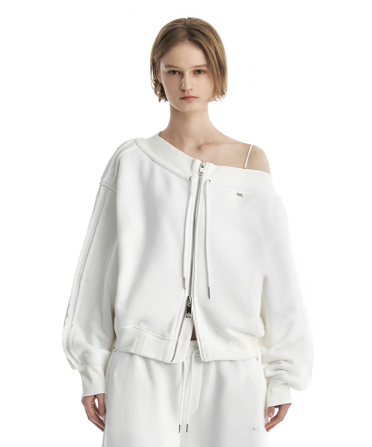 트리밍버드(TREEMINGBIRD) TMB Off-Shoulder Sweat Set-Up Zip-Up [ White ]