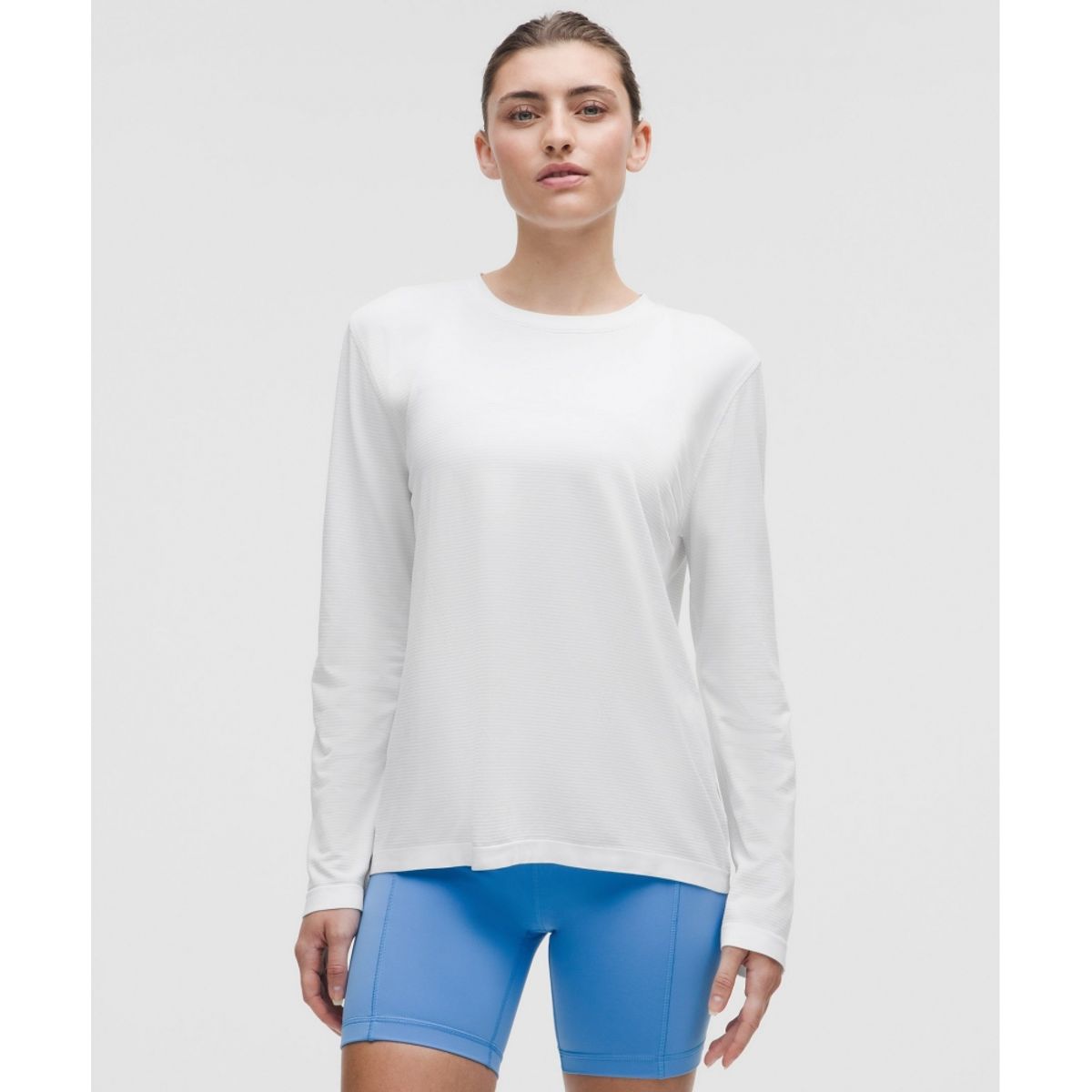 룰루레몬(LULULEMON) 스위프틀리 릴랙스드 롱슬리브 셔츠 *업데이트 핏  WHWH