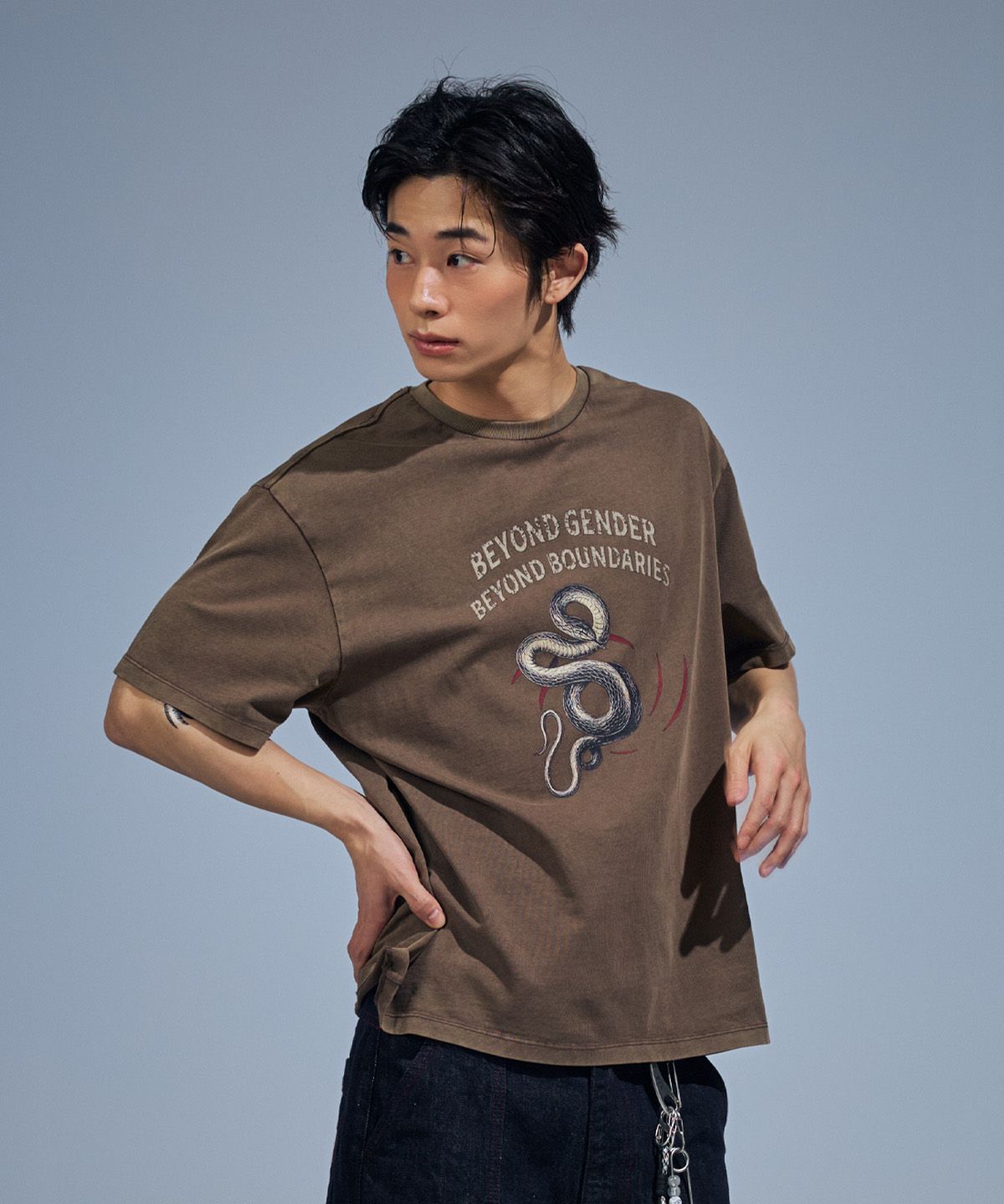 베테제(VETEZE) BGBB Snake Garment Dyed half T (Brown)