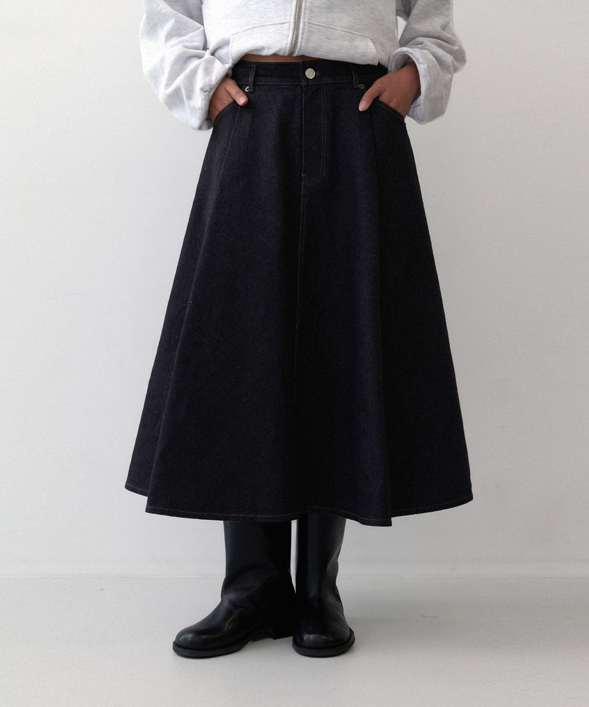에핑글러(EPINGLER) DENIM FLARE SKIRT - NAVY