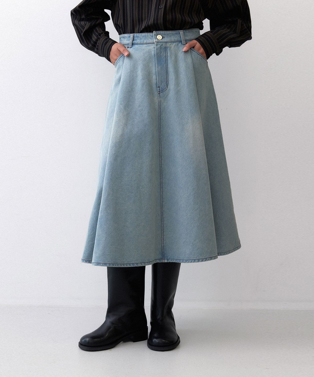에핑글러(EPINGLER) DENIM FLARE SKIRT - TIN BLUE