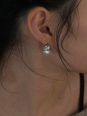 Melted Pearl Earrings