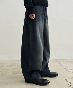 패널 커브드 와이드 데님 팬츠 [빈티지 블루]