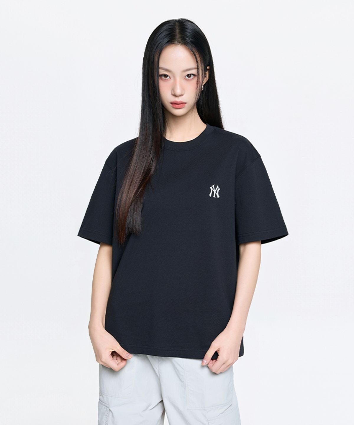 엠엘비(MLB) 베이직 헤비웨이트 오버핏 반팔 티셔츠 NY (Black)