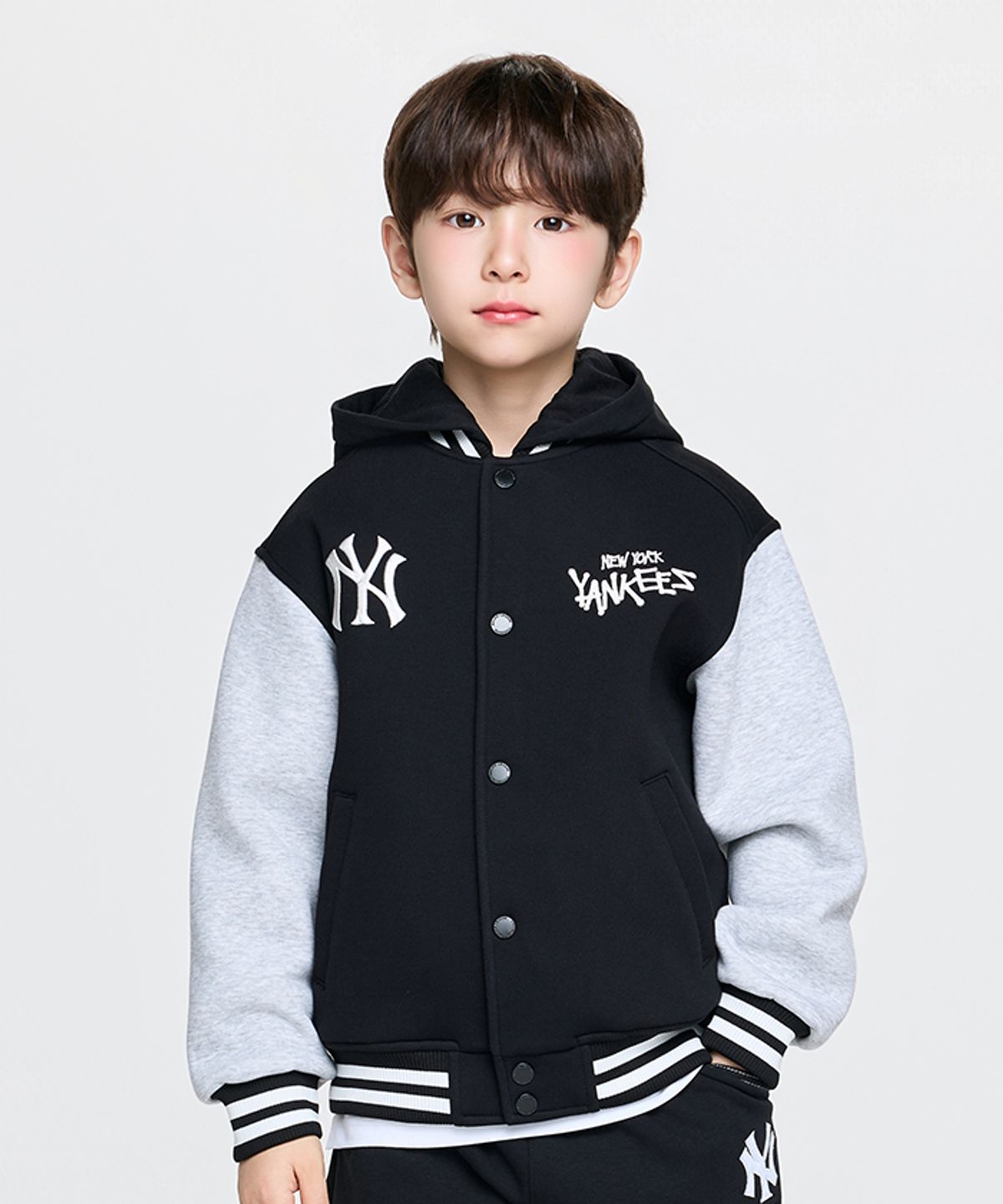 엠엘비 키즈(MLB KIDS) 스트릿 바시티 피케 후드 점퍼 NY (Black)