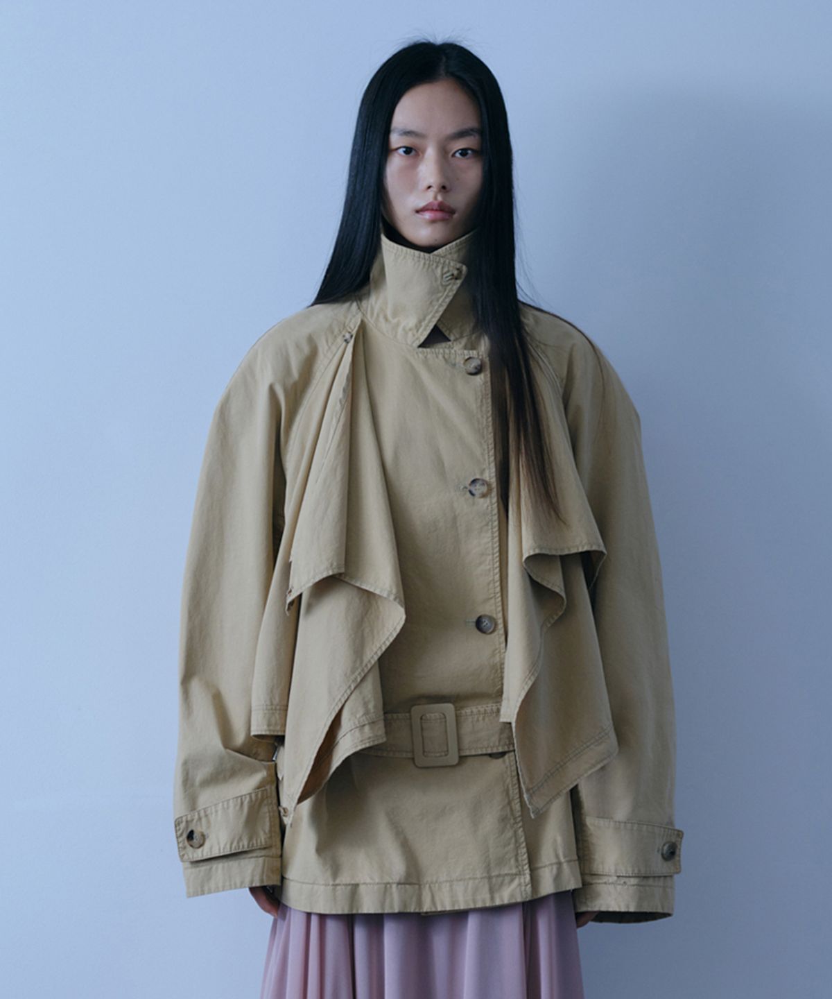베르소(VERSO) Washed Draped Belted Trench Jacket (sunwashed beige washed charcoal)