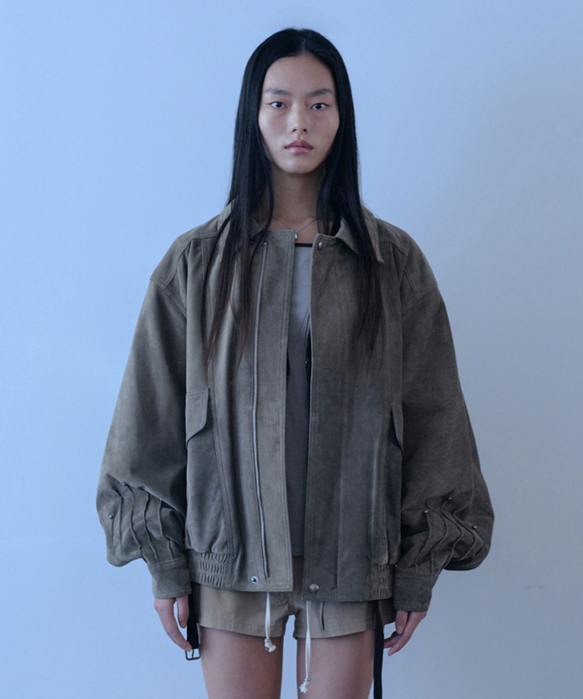 베르소(VERSO) Tucked Rivet Leather Bomber Jumper (toffee brown dusty khaki)
