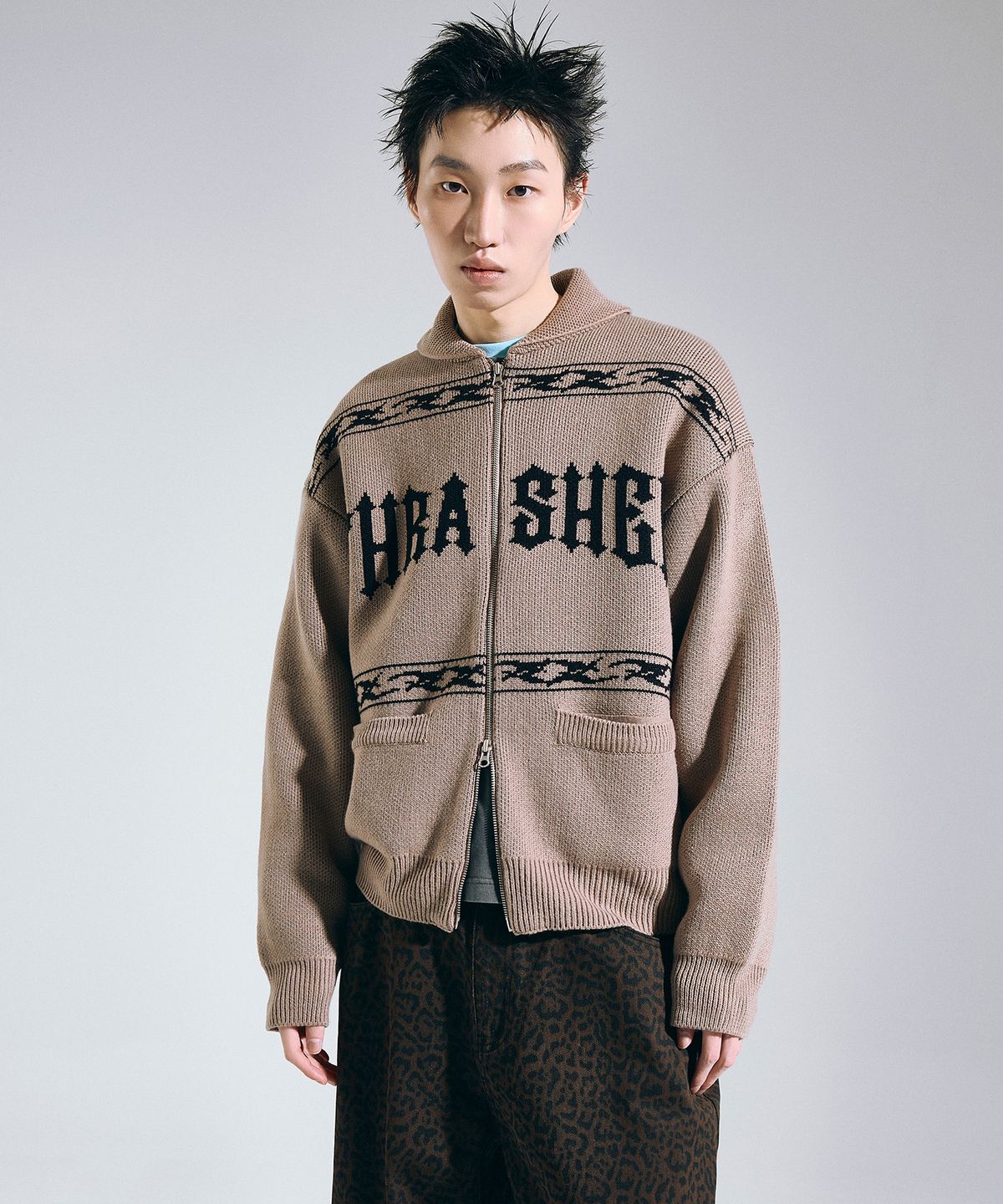 트레셔(THRASHER) 로우로우 패턴 니트집업 베이지