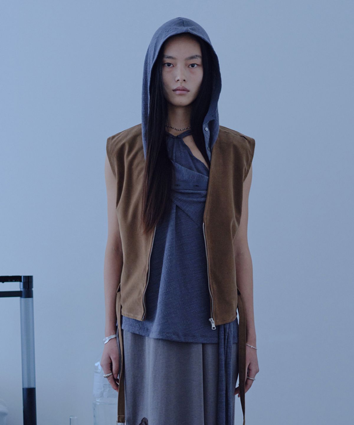 베르소(VERSO) Crafted Belted Zip Vest