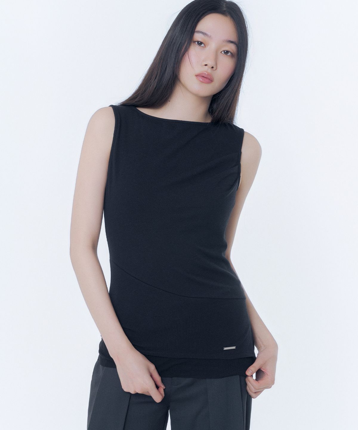 미세키서울(MISEKI SEOUL) Unbalanced sheer layered sleeveless BLACK