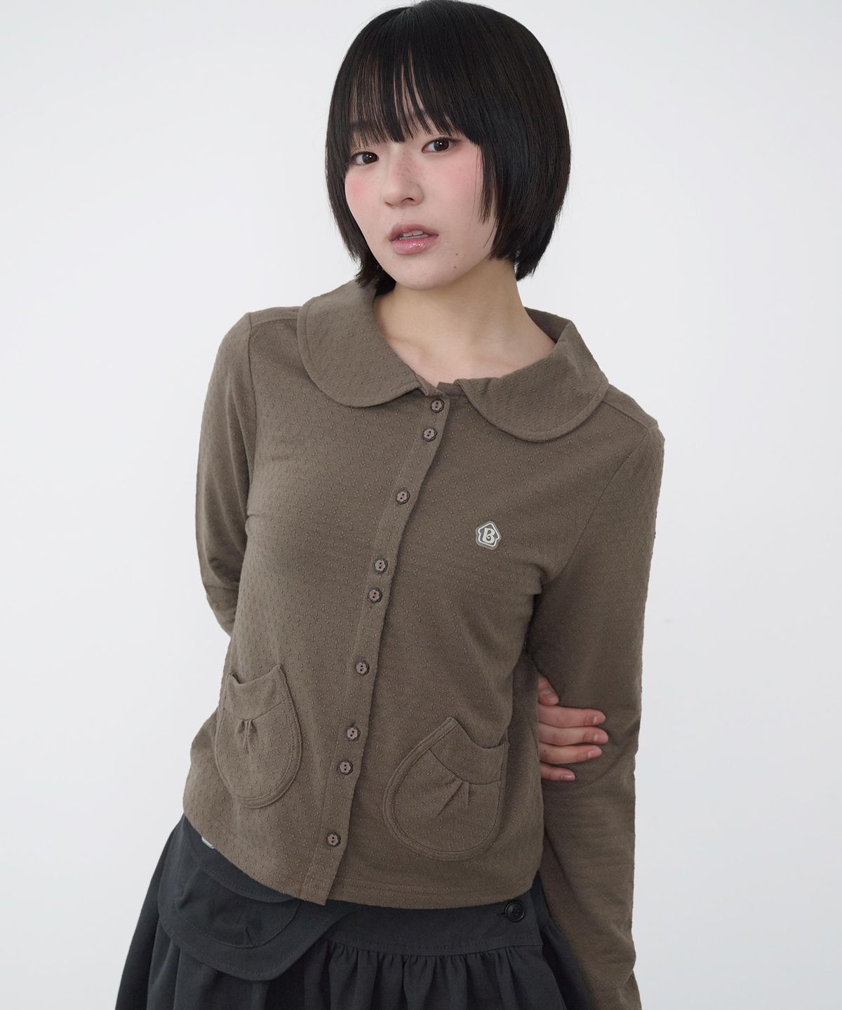 바우프(BAUF) 라운드 카라 포켓 가디건 [브라운]