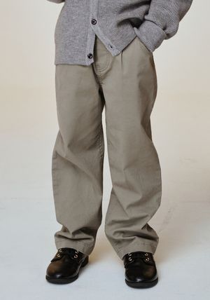 BA11PT06DE 다크 베이지 주름 일자 팬츠