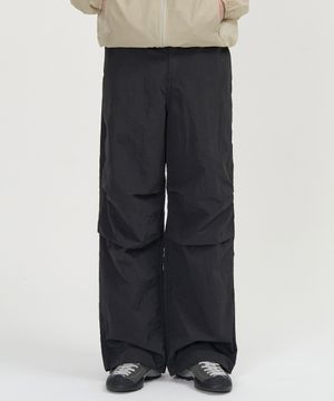 유틸리티 와이드 파라슈트 팬츠 (BLACK)