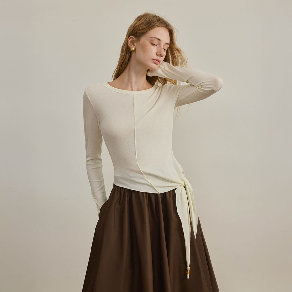 와이와이아이엠(YYIAM) YY_Beaded lace-up top_2color