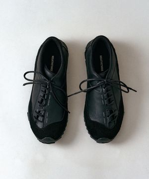 Curved Lace No.2 Sneakers_Black