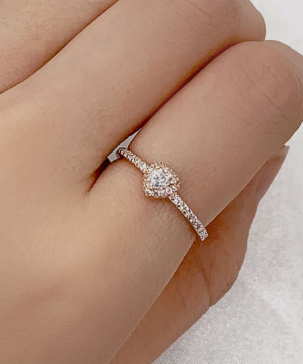 엘렌쥬얼리(HELENE JEWELRY) 925실버 1부 하트 컷 헤일로 모이사나이트 미스 링 반지