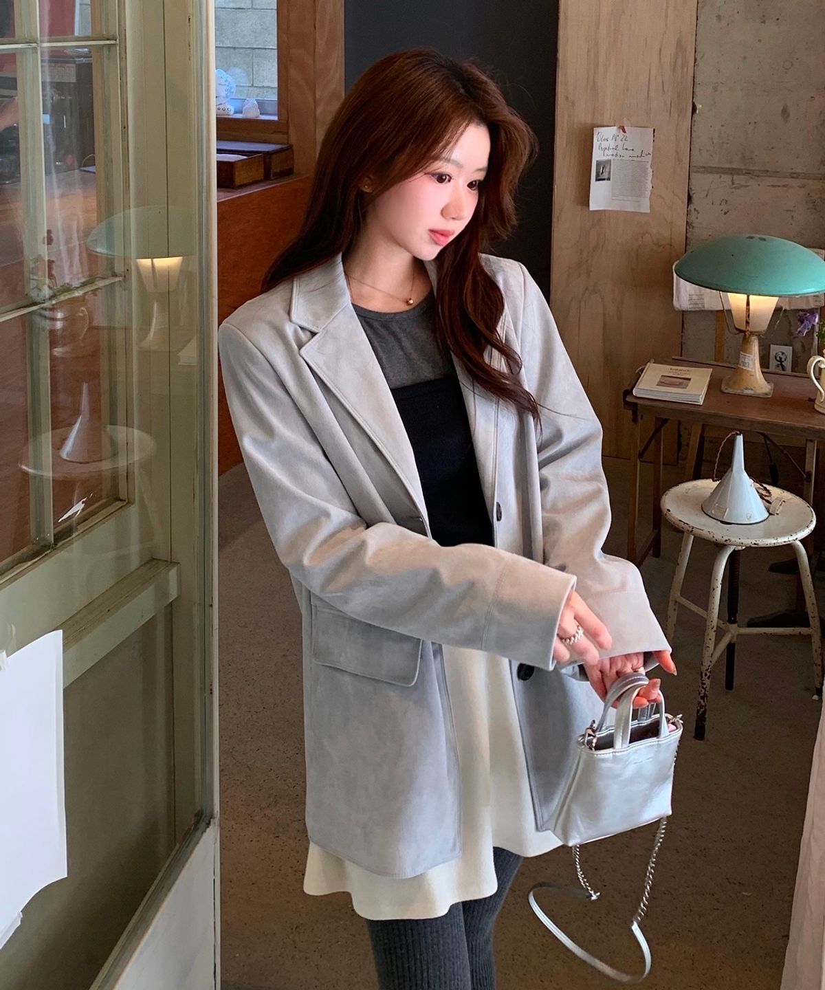 로엠(ROEM) 테일러드 페이크 스웨이드 자켓_RMJKG12R21