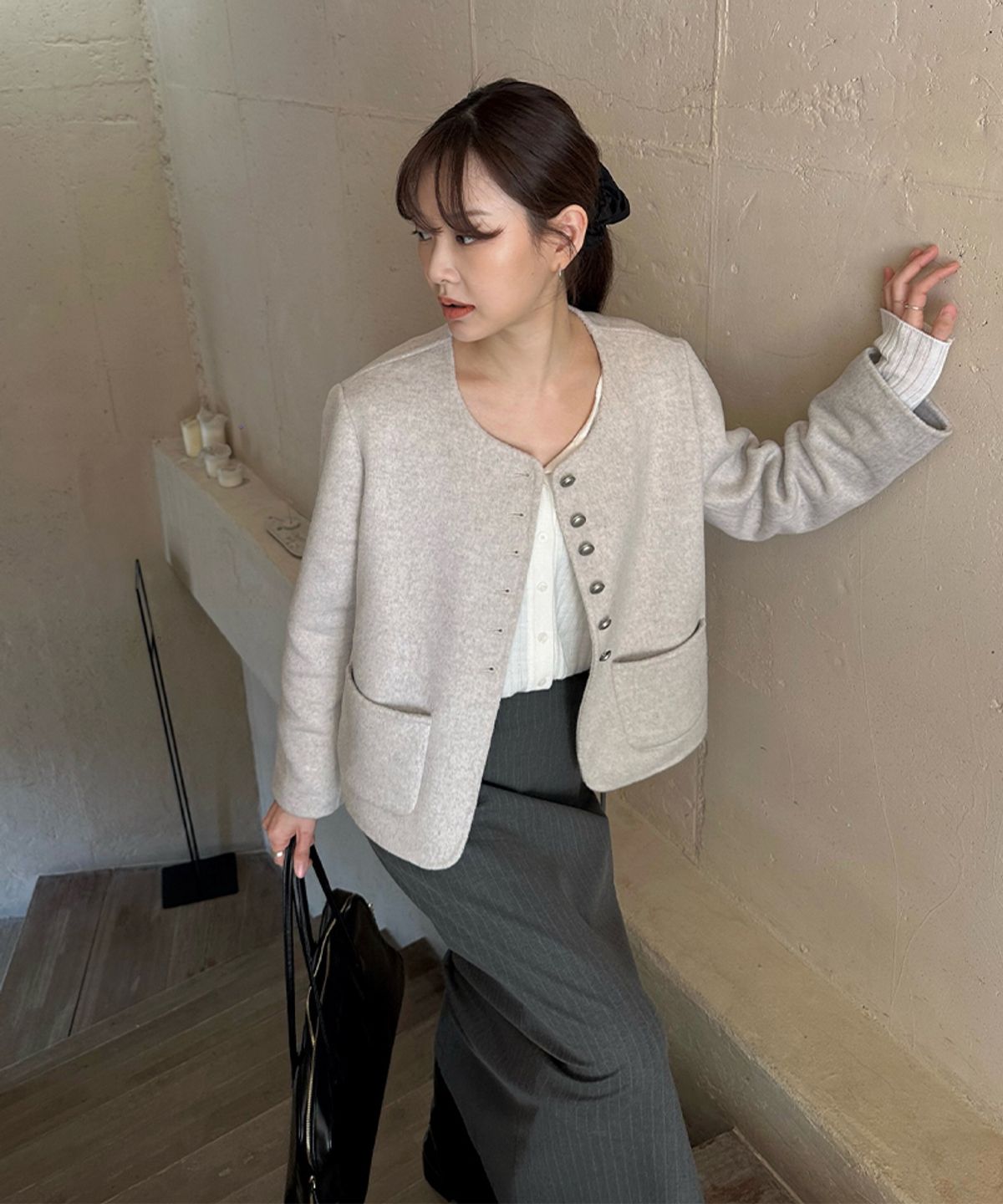 마리끌레르(MARIE CLAIRE) 울 버튼 핸드메이드 자켓(MAGAJK01MOT)