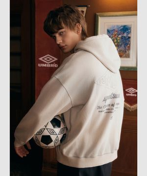 HBL 엄그레이 빈티지 아플리케 후드 티셔츠 아이보리 UR121CHD21