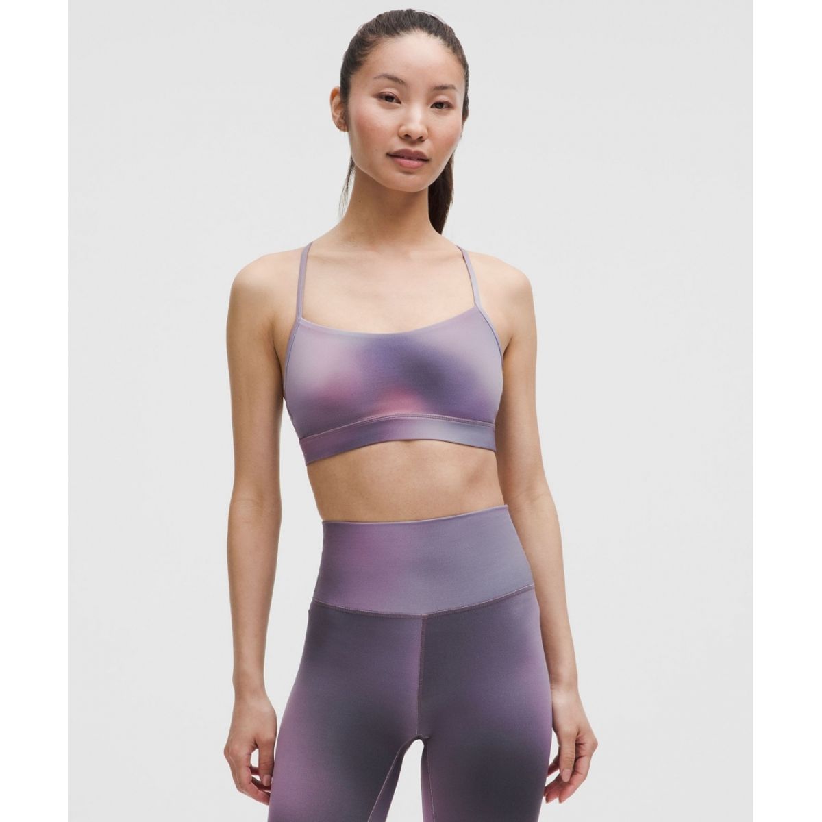 룰루레몬(LULULEMON) 플로우 Y 브라 Nulu *라이트 서포트, B C컵 아시아 핏