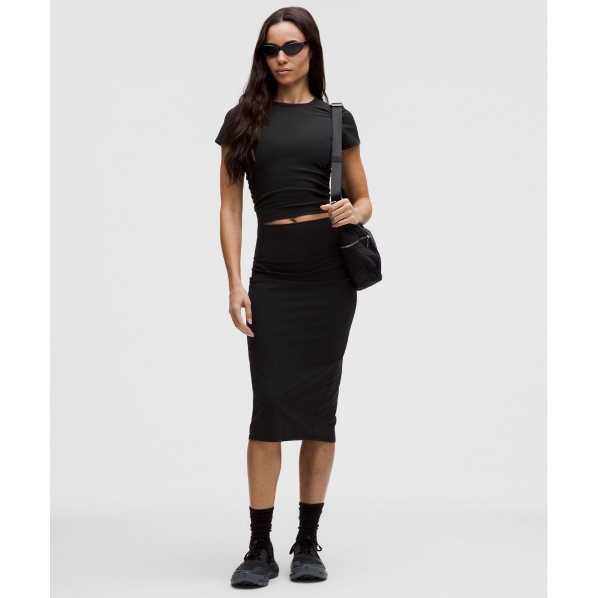 룰루레몬(LULULEMON) Nulu 슬림 핏 하이라이즈 미디스커트  BLK