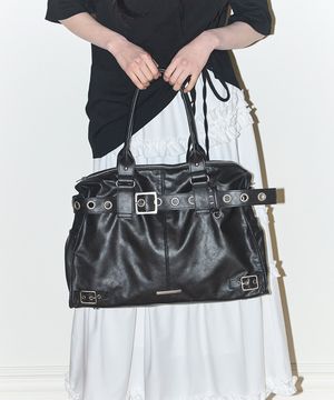 벨티드 스퀘어 토트 백 블랙