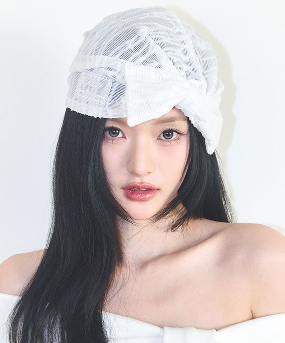 일리고(ILLIGO) 보우 레이스 비니 화이트