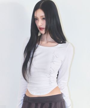 레터링 슬림 셔링 롱슬리브 화이트