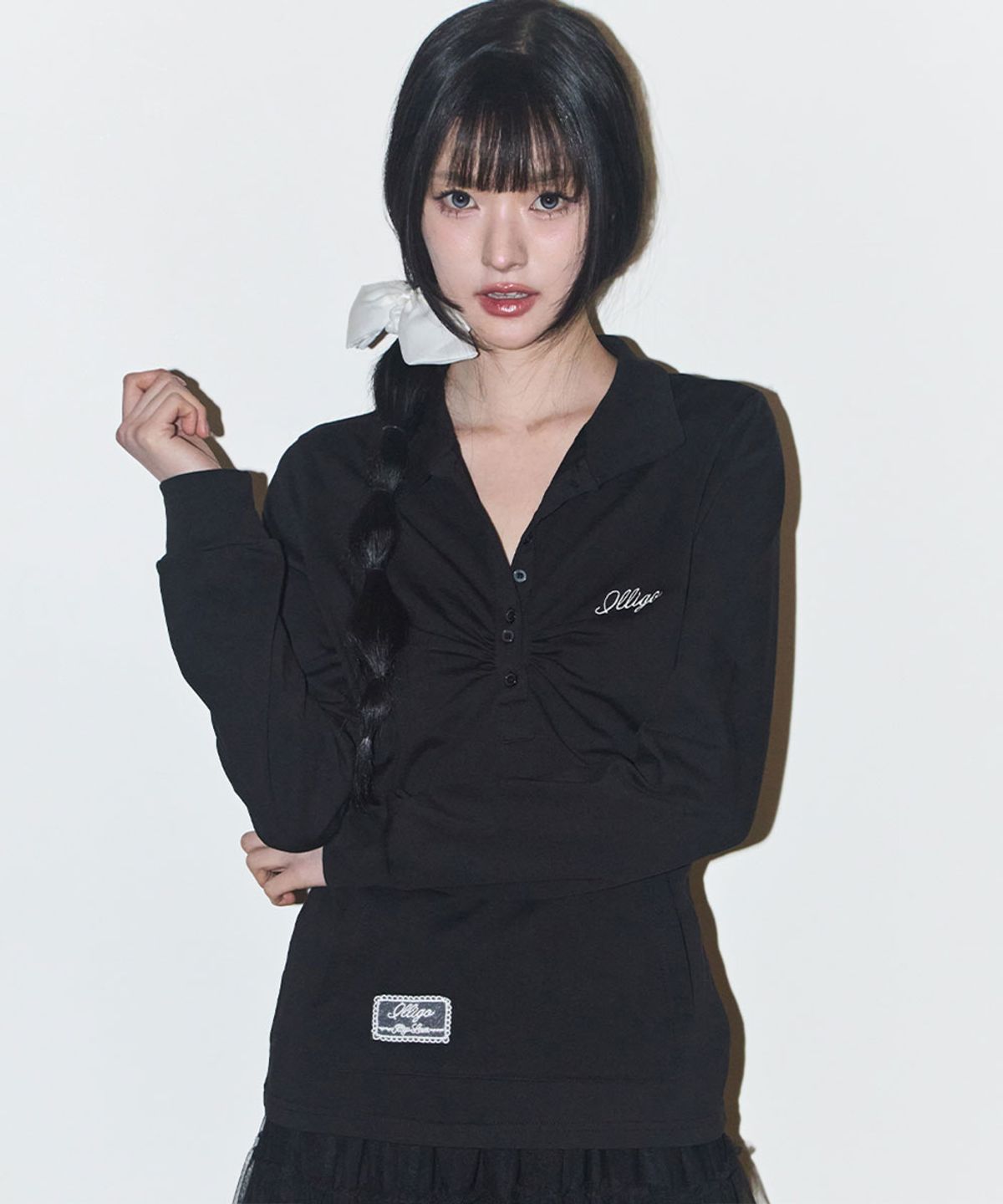 일리고(ILLIGO) 오픈 카라 롱슬리브 블랙