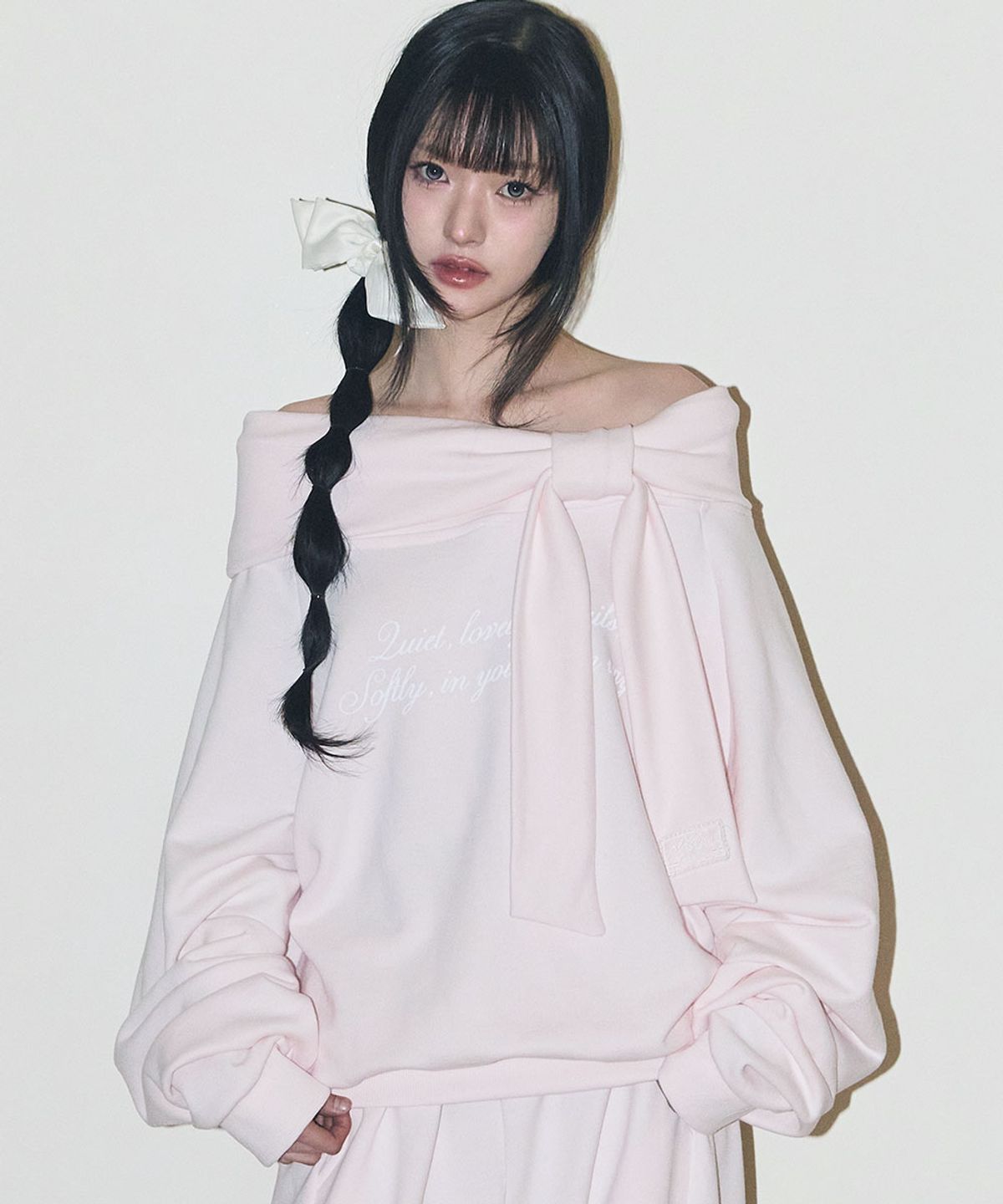 일리고(ILLIGO) 퓨어 보우 오프숄더 맨투맨 핑크