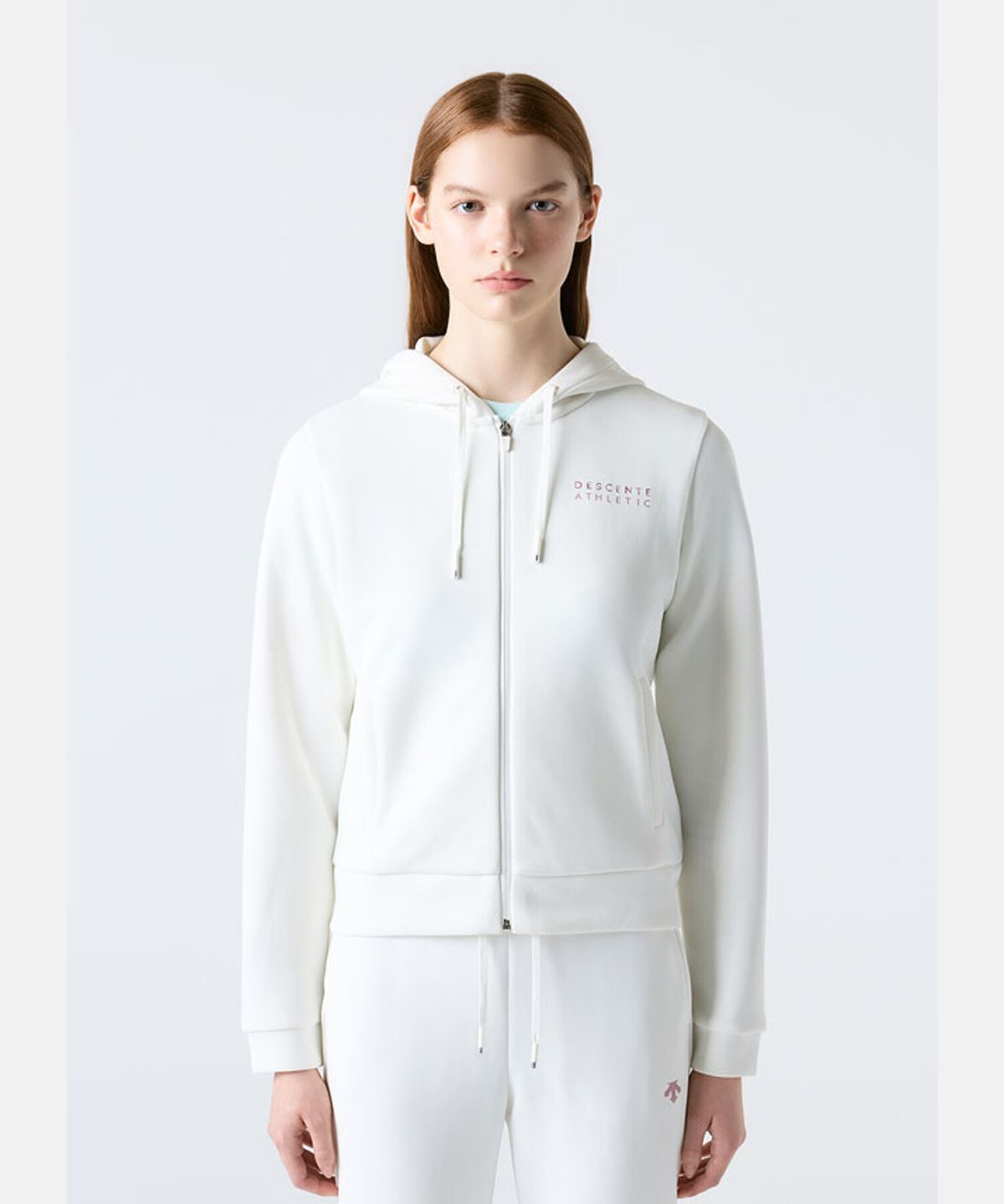 데상트(DESCENTE) 우먼스 소프트 트레이닝 후드 집업 자켓 크림 SR122PFT12