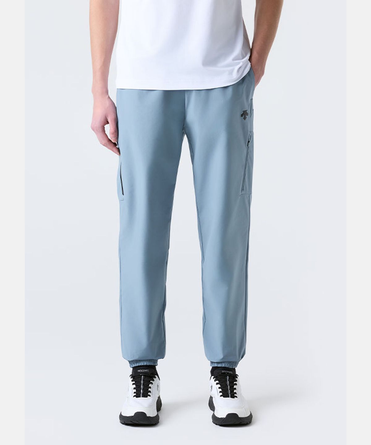 데상트(DESCENTE) 트레이닝 카고 조거 팬츠 데님 블루 SR123TWP22