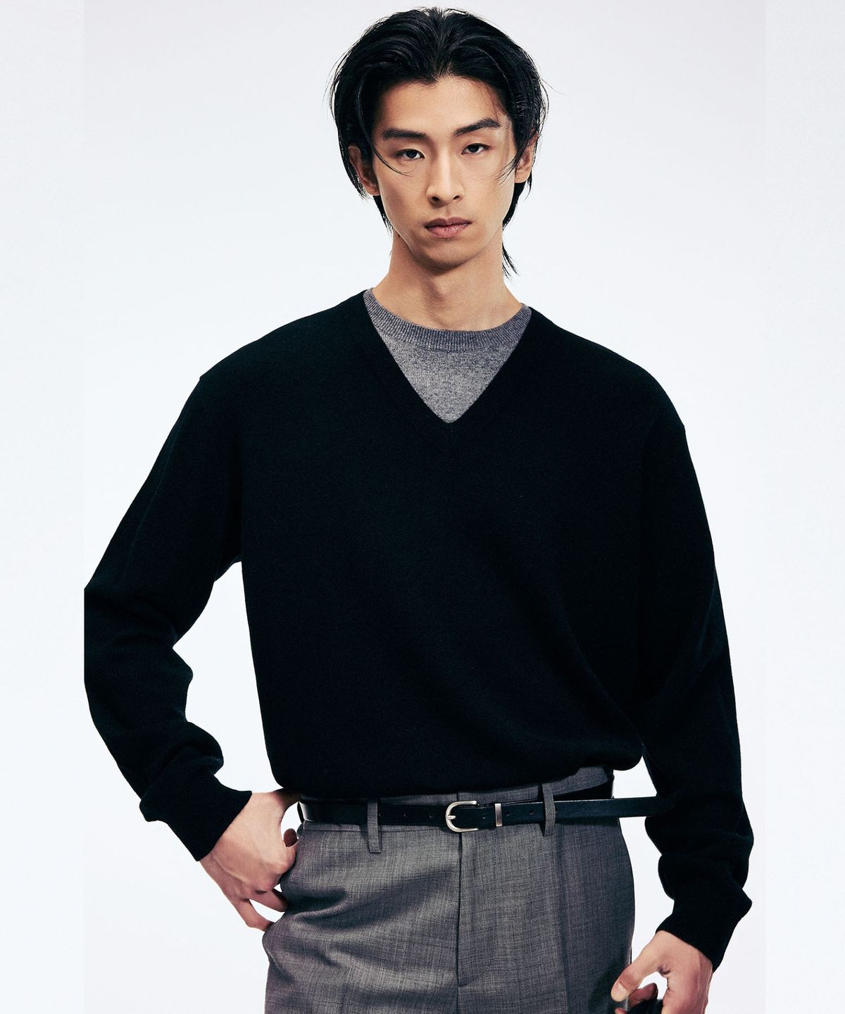 티엔지티(TNGT) Layered V-Neck Knit Top (Black) TNSW6E102BK