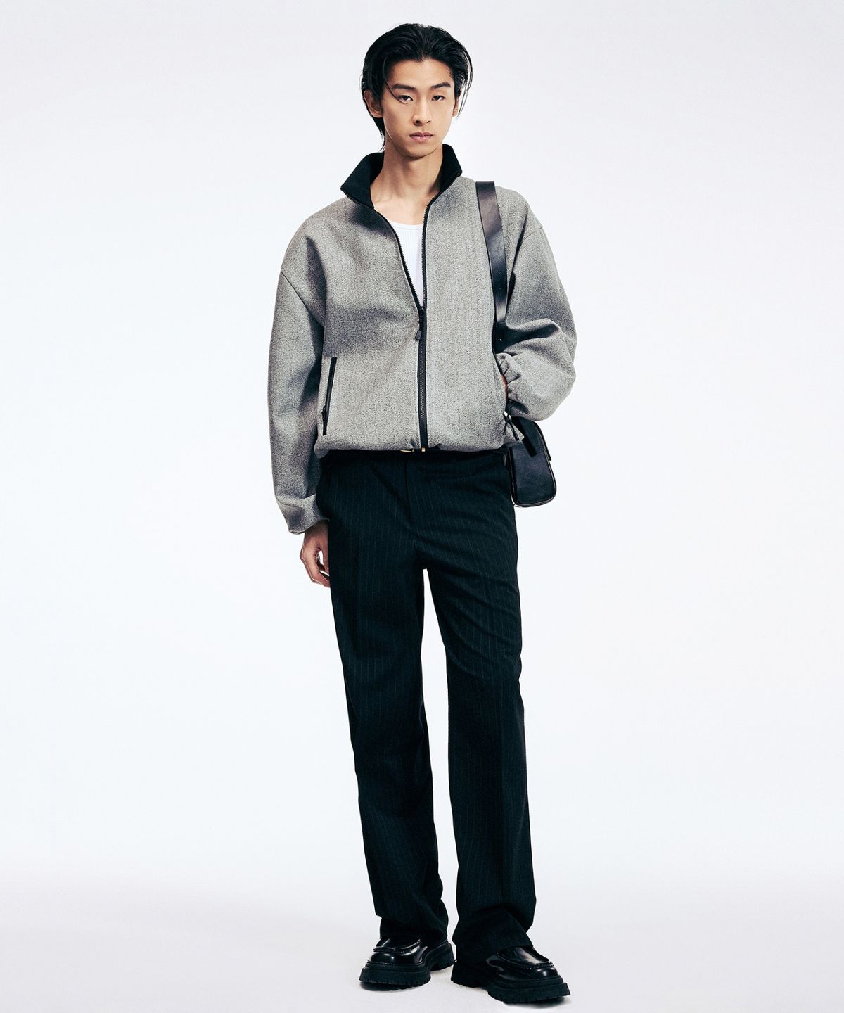 티엔지티(TNGT) Pin Stripe Wide Straight Fit Pants (Black) TNPA6E105BK