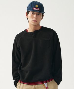 [스토커즈 PICK] 와플 헨리넥 크롭 맨투맨_블랙