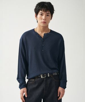 [데일리룸 PICK] 워셔블 쿨터치 헨리넥 크롭 니트_네이비