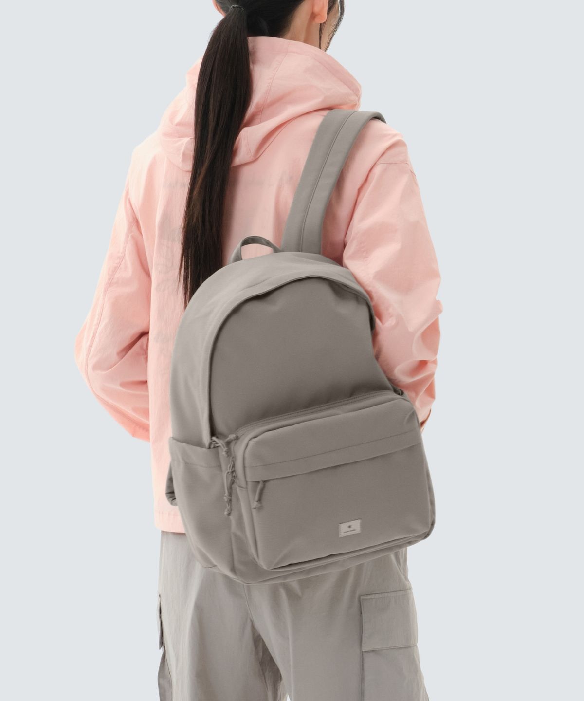 스노우피크 어패럴(SNOWPEAK APPAREL) 러프론 클래식 백팩 20L (S26ZUFBP05) Fog Gray