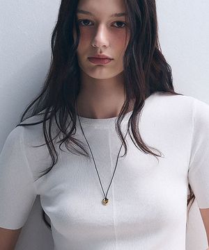 하트 레더 코드 롱 목걸이