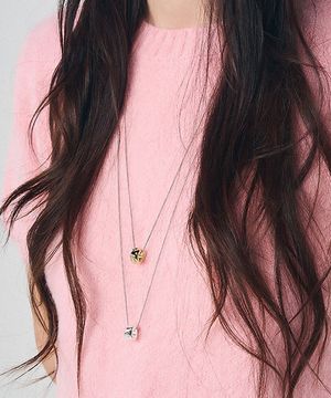 스타더스트 페블 롱 목걸이