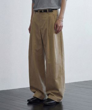 던스 커브드 벌룬 치노 팬츠 [TAN BEIGE]