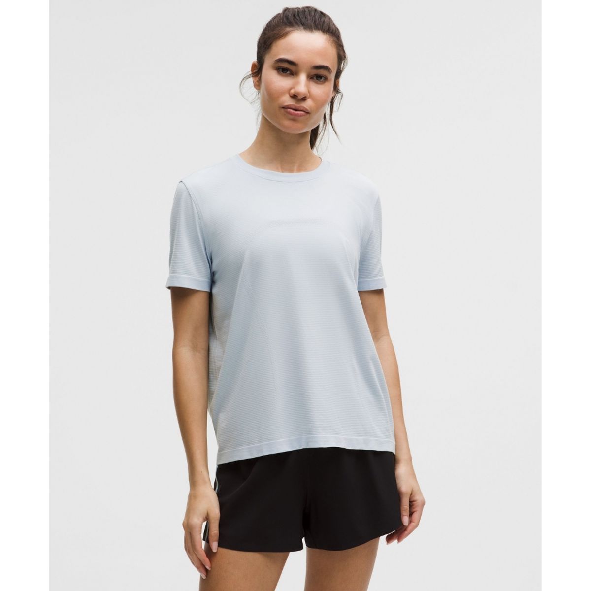 룰루레몬(LULULEMON) 스위프틀리 릴랙스드 숏슬리브 셔츠 *업데이트 핏  STRH STRH