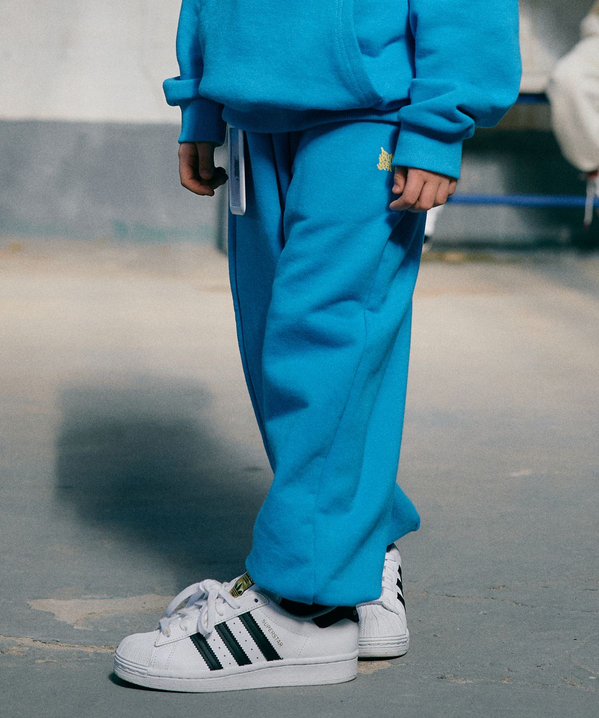 브라운브레스 키즈(BROWNBREATH KIDS) KIDS TAG SWEAT PANTS - BLUE