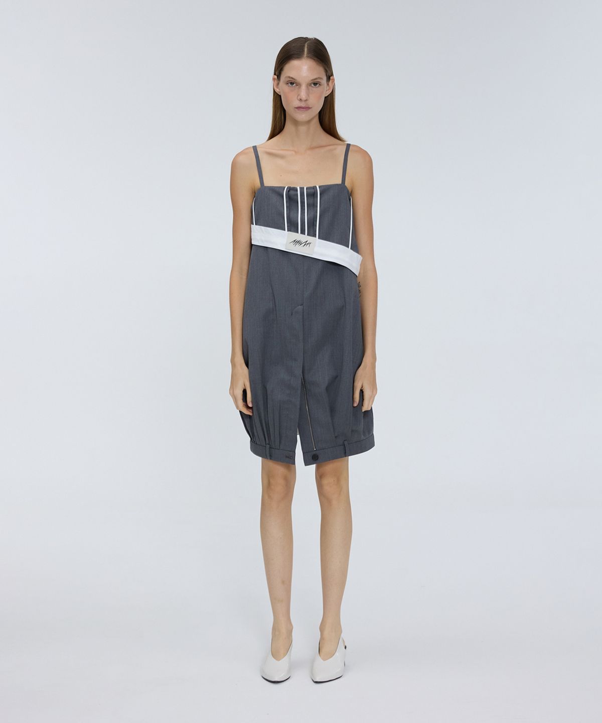 므아므(MMAM) Diagonal reverse fly detail dress