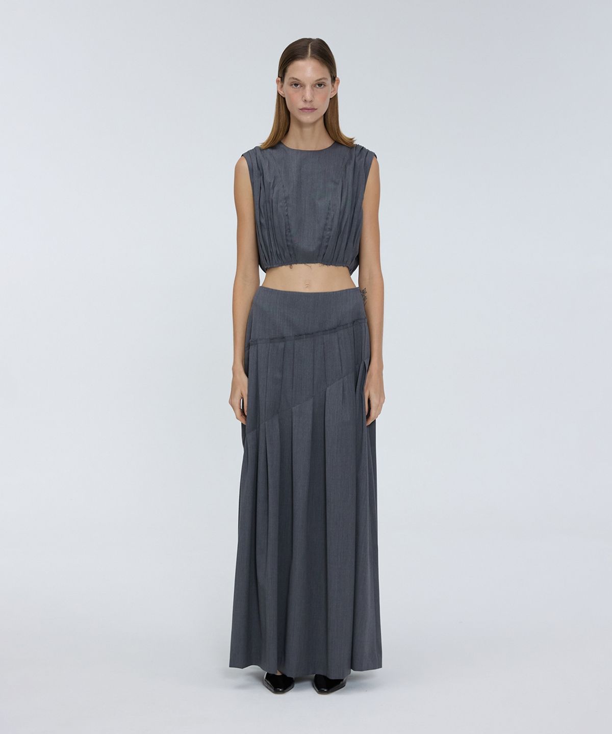 므아므(MMAM) Unbalanced Pleated Skirt