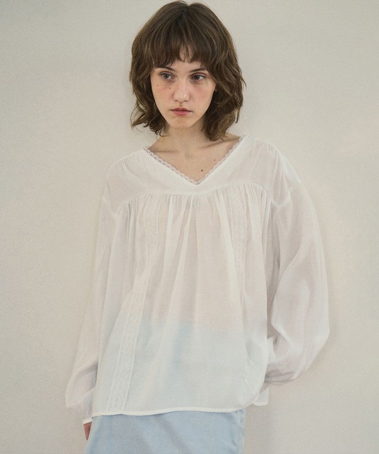 Soft shirring lace blouse_Ivory(O25-TP02)